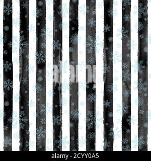 Modello invernale astratto senza cuciture con delicati fiocchi di neve blu su fondo bianco e nero a righe. Concept Happy New Year e Merry CHRI Foto Stock