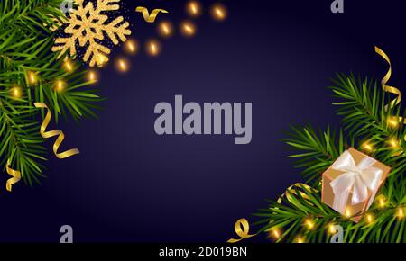 Sfondo natalizio con rami di alberi di Natale, ghirlande luminose, un regalo, fiocco di neve d'oro e tindel d'oro. Vettore biglietto di auguri di Natale, Capodanno Illustrazione Vettoriale