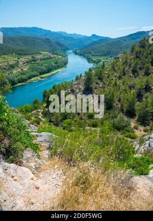 Il fiume Ebro, Miravet, Spagna Foto Stock