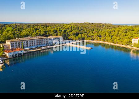 Vista aerea degli hotel sulle isole di Brijuni, Croazia Foto Stock