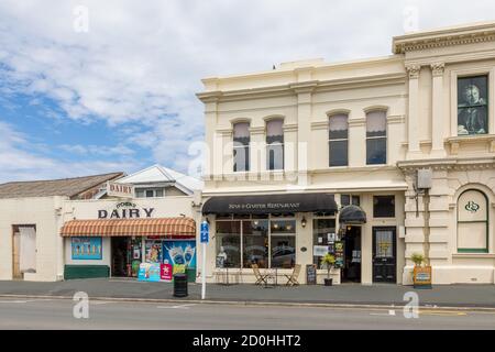 Historical Dairy Shop, 'Star & Gatter Restaurant' e North Otago Womens Club in Itchen Street a Oamaru, Otago, Nuova Zelanda Foto Stock