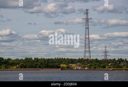 Sheksninskoe Reservoir nei distretti di Sheksninsky nella regione di Vologda, Russia Foto Stock