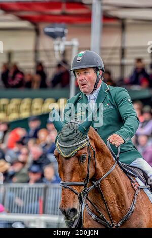 Michael Ryan Badminton Horse Trials Gloucester Inghilterra Regno Unito maggio 2019. Michael Ryan event equestre che rappresenta l'Irlanda cavalcando Dunlough Striker in t Foto Stock