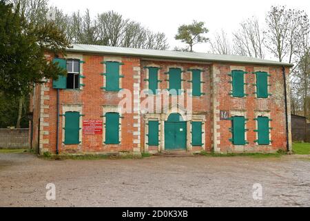 Imber Court Manor House a Imber Village parte del campo di addestramento militare a Salisbury Plain, Wiltshire, Inghilterra, Regno Unito Foto Stock
