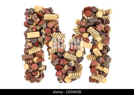 Lettera M da caramelle al cioccolato. Rendering 3D isolato su sfondo bianco Foto Stock