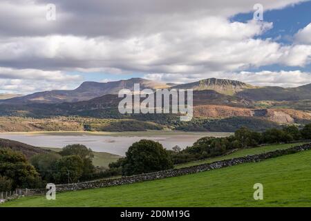 Vista sull'estuario di Mawddach da Barmouth sul galles costa Foto Stock
