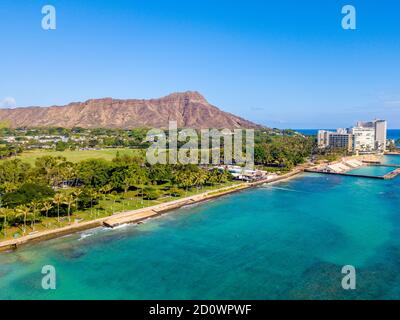 Vista aerea del Muro di Waikiki e della Diamond Head a Honolulu, USA Foto Stock