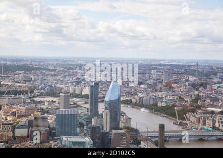 Vista sul centro di Londra dalla Shard Viewing Platform, la galleria panoramica più alta di Londra. Foto Stock