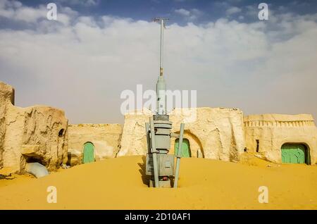 Set abbandonati per la ripresa del film Guerre Stellari nel deserto del Sahara. Tunisia Foto Stock