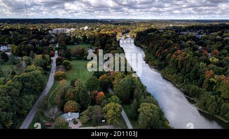 1 ottobre 2020, Springbank Park a Londra, Ontario Canada. Vista aerea verso ovest Twards Byron. Luke Durda/Alamy Foto Stock