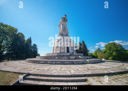 Il Pantheon Monumento nel Giardino del Mare di Varna, Bulgaria Foto Stock