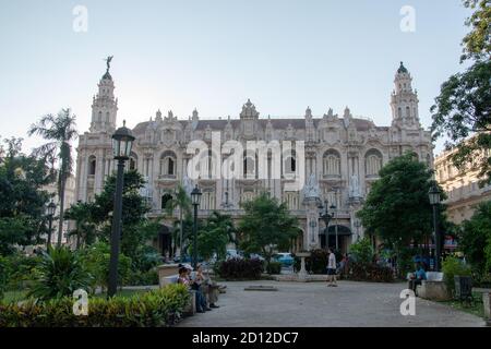 24 novembre 2018. Il Gran Teatro de la Habana è un teatro a l'Avana, Cuba, sede del Balletto Nazionale Cubano. Foto Stock