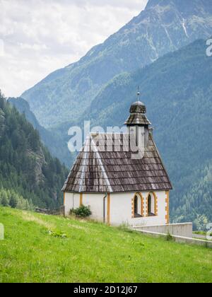 Cappella nella frazione di Burgstein, Längenfeld, Tirolo, Austria Foto Stock