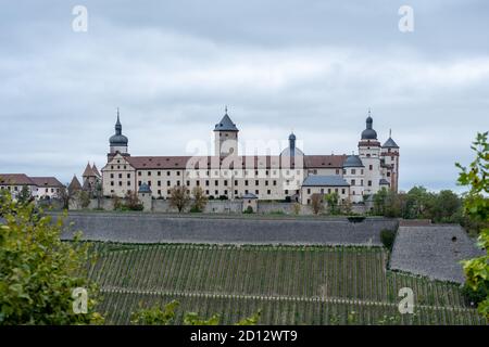 Reisen, Deutschland, Bayern, Würzburg, Nikolausberg, ottobre 03. Die Festung Marienberg ist eine ehemalige Befestigung und ein ehemaliges fürstbischöf Foto Stock