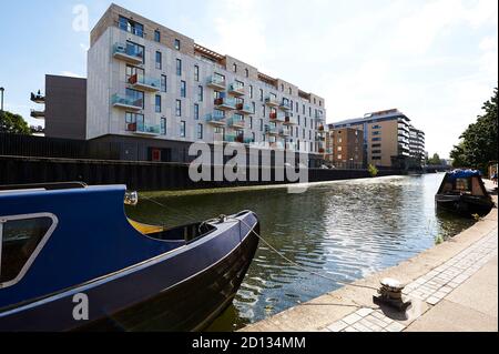 Canal Side Appartamento sviluppo, Londra del Nord, New Homes nel sud-est dell'Inghilterra, Regno Unito Foto Stock