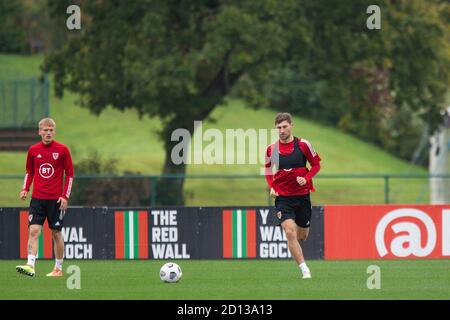 Hensol, Galles, Regno Unito. 5 Ott 2020. Ben Davies durante la nazionale di calcio del Galles si allenano in vista delle partite contro Inghilterra, Repubblica d'Irlanda e Bulgaria. Credit: Mark Hawkins/Alamy Live News Foto Stock