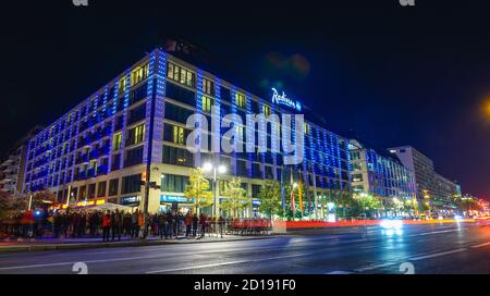 Festival delle Luci, hotel di Radisson Blu, del Karl Liebknecht street, medio, Berlino, Germania, Hotel Radisson Blu, Karl-Liebknecht-Strasse, Mitte, DT Foto Stock