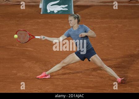 Parigi, Francia. 5 ottobre 2020. Fiona FERRO (fra) durante il Roland Garros 2020, torneo di tennis Grand Slam, il 5 ottobre 2020 allo stadio Roland Garros di Parigi, Francia - Foto Stephane Allaman / DPPI Credit: LM/DPPI/Stephane Allaman/Alamy Live News Foto Stock