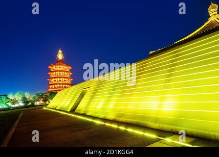 Pagoda nel Parco storico Nazionale delle Dinastie sui e Tang, Luoyang, Henan, Cina Foto Stock