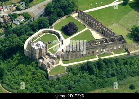 BOLSOVRA CASTELLO, Derbyshire. Vista aerea. Foto Stock