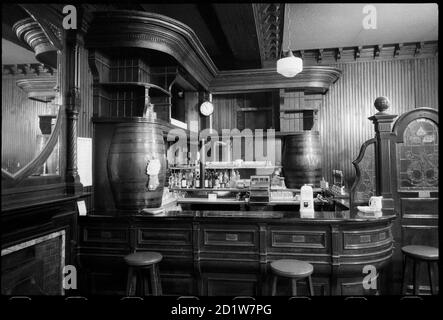 Vista interna del Royal Turks Head Hotel, 73 GRAY STREET, Newcastle-upon-Tyne, Regno Unito. Foto Stock