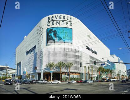 Vista esterna del Beverly Center, Beverly Hills, Los Angeles, California, USA, dopo la completa modernizzazione nel settembre 2018. Foto Stock