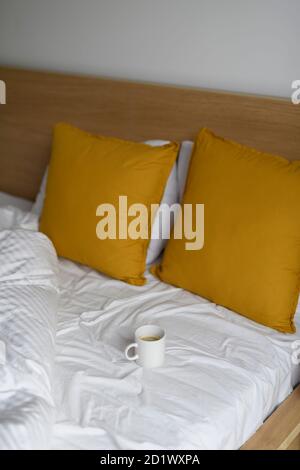 Caffè a letto Foto Stock
