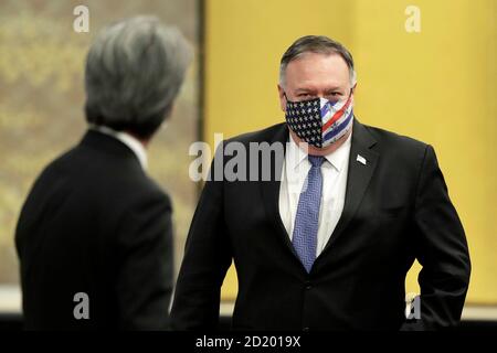 Tokyo, Giappone. 6 Ott 2020. Michael Pompeo, Segretario di Stato degli Stati Uniti, partecipa alla riunione ministeriale quadrilatera sulla sicurezza (Quad) a Tokyo, Giappone, martedì 6 ottobre 2020. Credit: POOL/ZUMA Wire/Alamy Live News Foto Stock