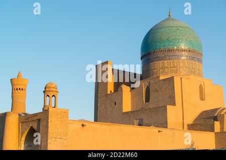 Mura esterne del complesso po-i-Kalan. Bukhara, Uzbekistan, Foto Stock