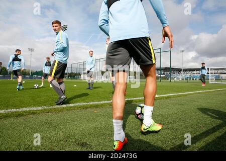 Formazione MCFC Academy MCFC u18 Foto Stock