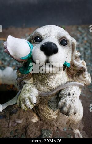 Cimitero degli animali di Silvermere Haven, Cobham, Surry, Regno Unito. Foto Stock