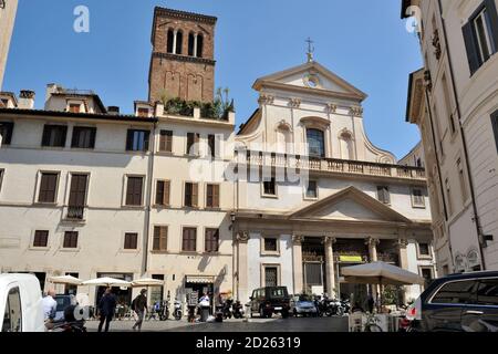 Italia, Roma, Piazza Sant'Eustachio, basilica di Sant'Eustachio a Platana Foto Stock