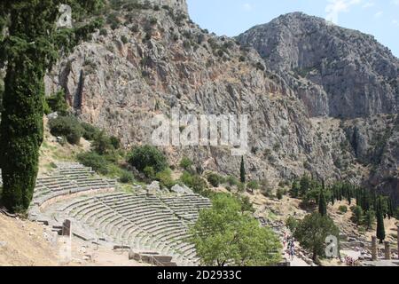 Il teatro in Delfi sito archeologico in Grecia Foto Stock