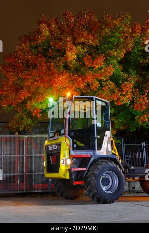 Un dumper Wacker Neuson DV90 Dual View da 9 tonnellate con cabina. Foto Stock