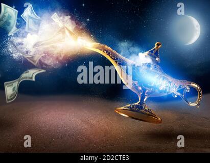 Le banconote provengono dalla lampada magica aladdin genie in un deserto Foto Stock