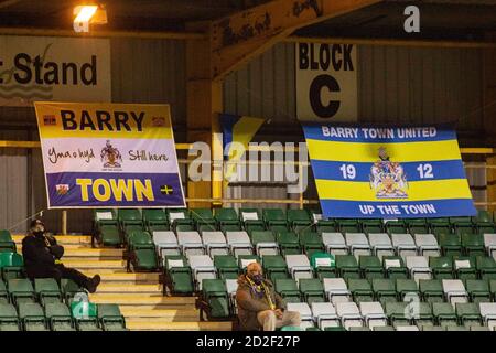 Barry, Galles, Regno Unito. 6 Ott 2020. Barry Town United contro Cardiff si è riunito a Jenner Park nel JD Cymru Premier il 6 ottobre 2020. Credito: Lewis Mitchel Foto Stock