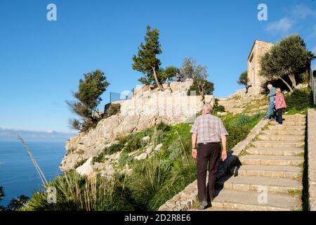 Mirador de Ricard Roca, Mirador des Grau, Estellencs, Serra de Tramuntana, Mallorca, Isole baleari, Spagna Foto Stock