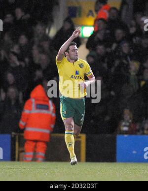 Russell Martin di Norwich City festeggia dopo aver segnato il terzo gol della sua squadra Foto Stock