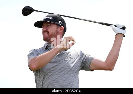 Stati Uniti d'America's Jimmy Walker il 6 tee durante il giorno uno di Aberdeen investimenti Standard Scottish Open al Renaissance Club, North Berwick. Foto Stock