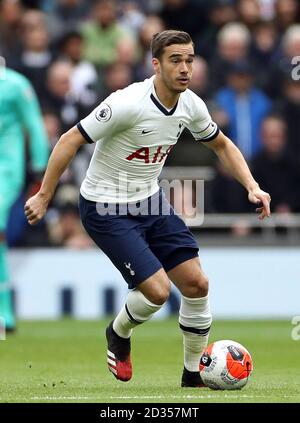 Harry Winks di Tottenham Hotspur durante la partita della Premier League al Tottenham Hotspur Stadium di Londra. Foto PA. Data immagine: Domenica 1 marzo 2020. Vedi PA storia CALCIO Tottenham. Il credito fotografico dovrebbe essere: Bradley Collyer/PA Wire. RESTRIZIONI: SOLO USO EDITORIALE non utilizzare con audio, video, dati, elenchi di apparecchi, logo di club/campionato o servizi "live" non autorizzati. L'uso in-match online è limitato a 120 immagini, senza emulazione video. Nessun utilizzo nelle scommesse, nei giochi o nelle pubblicazioni di singoli club/campionati/giocatori. Foto Stock