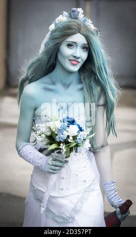 Natalia Williams vestita come Corpse Bride Emily arriva al Bradford Unleashed Comic-con al Bradford City AFC. Foto Stock