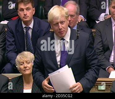 New London Mayor Boris Johnson durante le domande dei primi Ministri alla Camera dei Comuni di Londra. Foto Stock