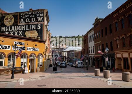 Central City, Colorado - 18 settembre 2020: Negozi del centro e casinò con strade acciottolate di Central City, Colorado, un monumento storico nazionale Foto Stock