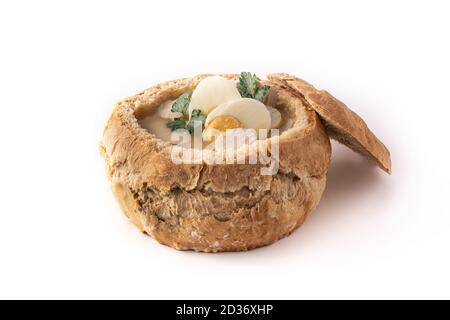 Zurek. Zuppa polacca tradizionale isolata su sfondo bianco Foto Stock