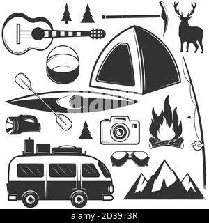 Insieme vettoriale di oggetti da campeggio isolati su sfondo bianco. Icone e emblemi di viaggio. Etichette avventurose all'aperto, montagne, tenda, auto, rafting, fuoco Illustrazione Vettoriale