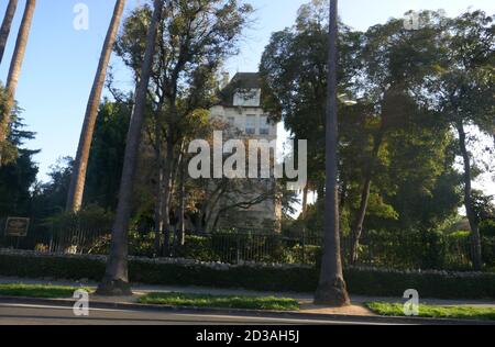 Los Angeles, California, USA 7 ottobre 2020 una visione generale dell'atmosfera di Scientology Celebrity Center al 5930 Franklin Avenue il 7 ottobre 2020 a Los Angeles, California, USA. Foto di Barry King/Alamy Stock foto Foto Stock