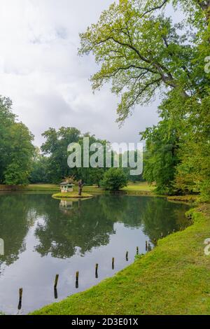 Fürst Pückler Park und Schloss in Branitz, Prince Peuckler, palazzo e parco di campagna, Cottbus, Brandeburgo, Germania orientale, Europa Foto Stock