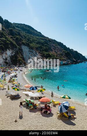 LEFKADA, GRECIA - 18 SETTEMBRE 2019: Spiaggia di Agiofili sul Mar Ionio, isola di Lefkada, Grecia. Isole IONIE. Foto Stock