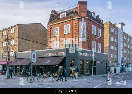 The Anchor and Hope gastropub in the Cut at Waterloo. Foto Stock