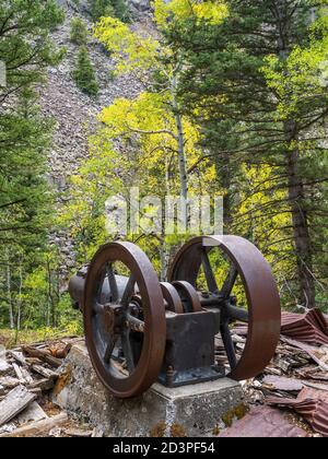 Pompa, Old Maid Mine Site, Dexter Creek Trail, Uncompahgre National Forest, Ouray, Colorado. Foto Stock